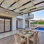 Cukurbag Village 3 Bedroom Vila *